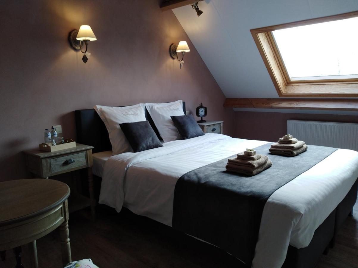 'T Hooghe Licht Bed & Breakfast ゾンネベーケ エクステリア 写真